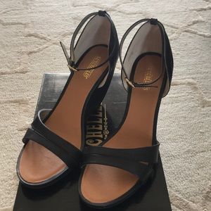 Seychelles new in box black leather